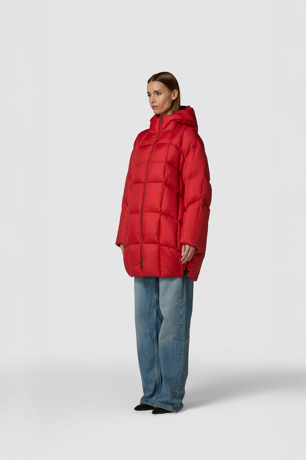 LEGGERISSIMO - PIUMINO CON CAPPUCCIO MIDI OVERSIZE