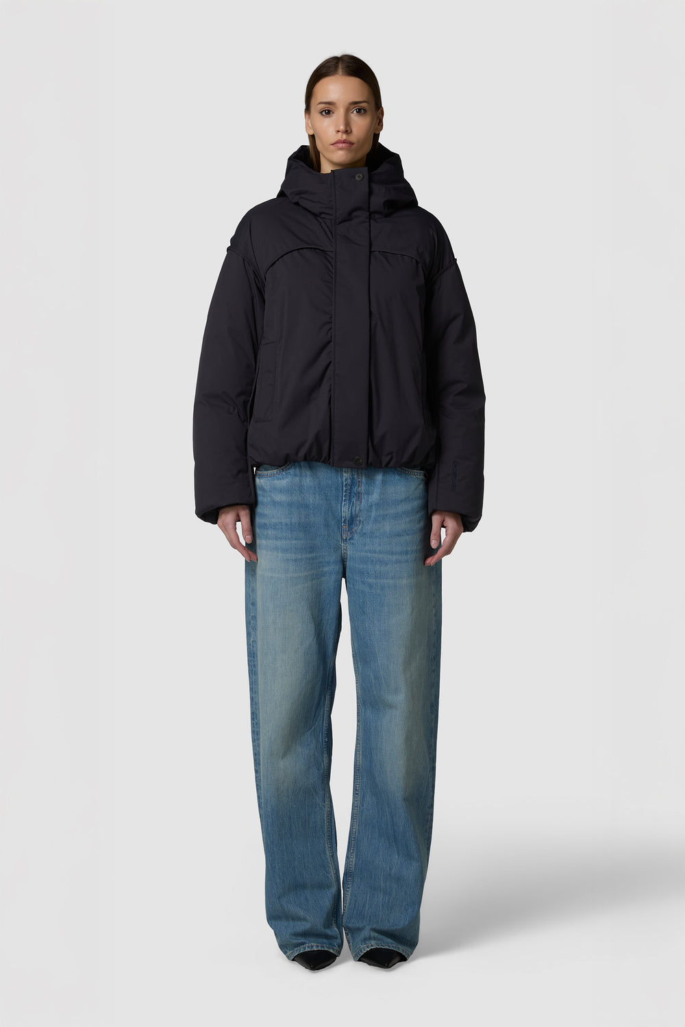 GUSCIO- PIUMINO CON CAPPUCCIO CROPPED