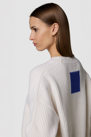 COSTA - COMFY CASHMERE ROUNDNECK SWEATER 