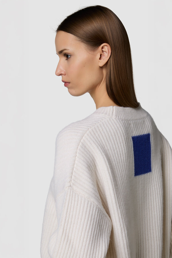 COSTA - COMFY CASHMERE ROUNDNECK SWEATER 