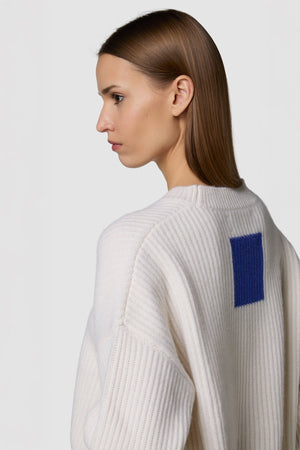 COSTA - COMFY CASHMERE ROUNDNECK SWEATER 
