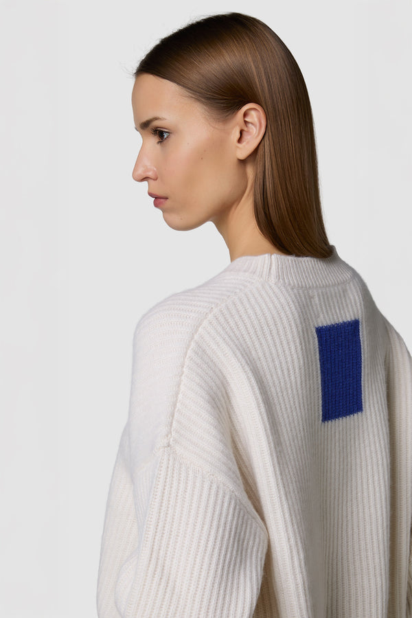 COSTA - COMFY CASHMERE ROUNDNECK SWEATER 