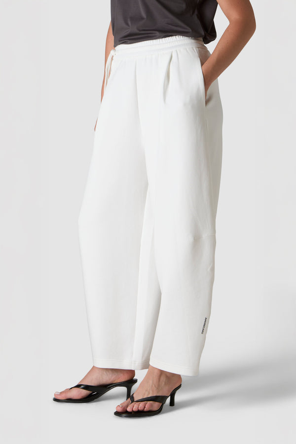 SETOSO ESTIVO - PANTALONI BARREL DI FELPA IN COTONE E LYOCELL