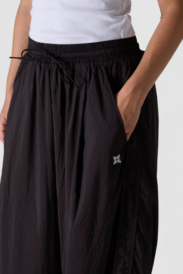 VENTOSO - NYLON WIDE PANTS